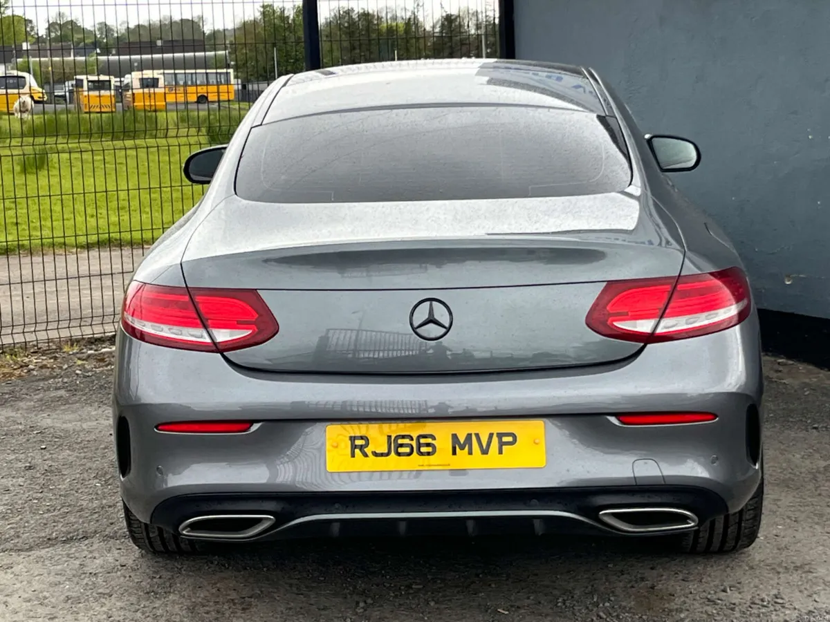 MERCEDES-BENZ C-CLASS 2.1 C 250 AMG Line Premium+ - Image 5