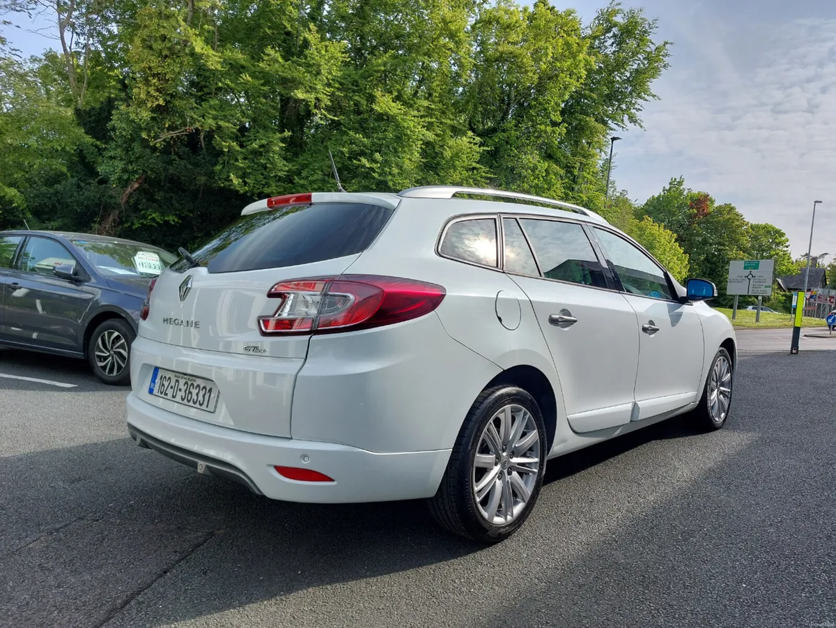 Renault Megane Estate 2016 Auto 1.2 - Image 4