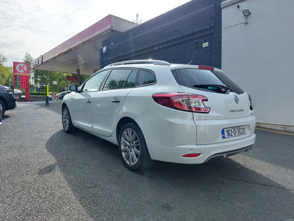 Renault Megane Estate 2016 Auto 1.2 - Image 3