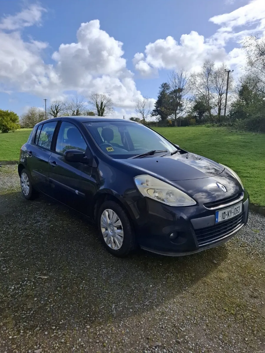 Renault Clio 2010 - Image 2