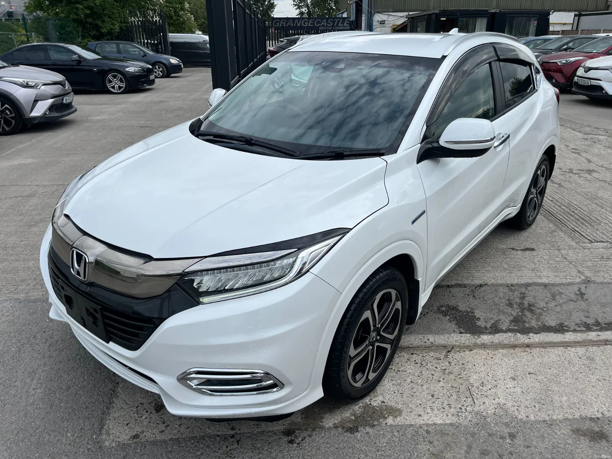 HONDA VEZEL 2020, 1.5 HYBRID AUTO VERY LOW KMS - Image 3