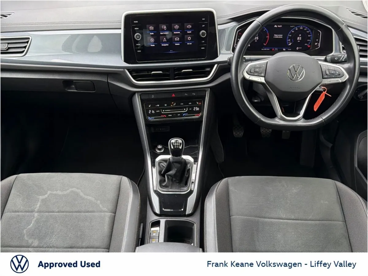 Volkswagen T-Roc STYLE TDI 116HP *JOHANNESBURG ALL - Image 2