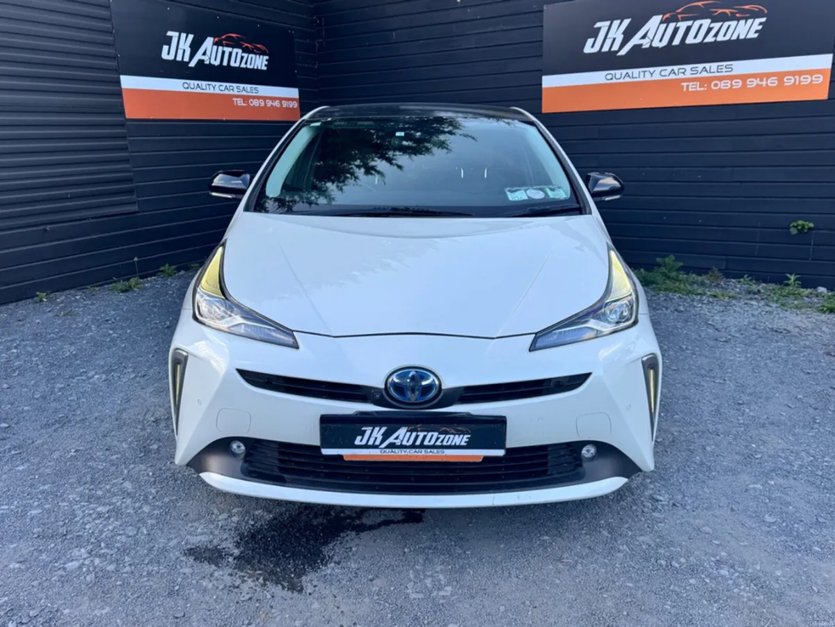 Toyota Prius 1.8 HYBRID TOP SPEC - Image 2