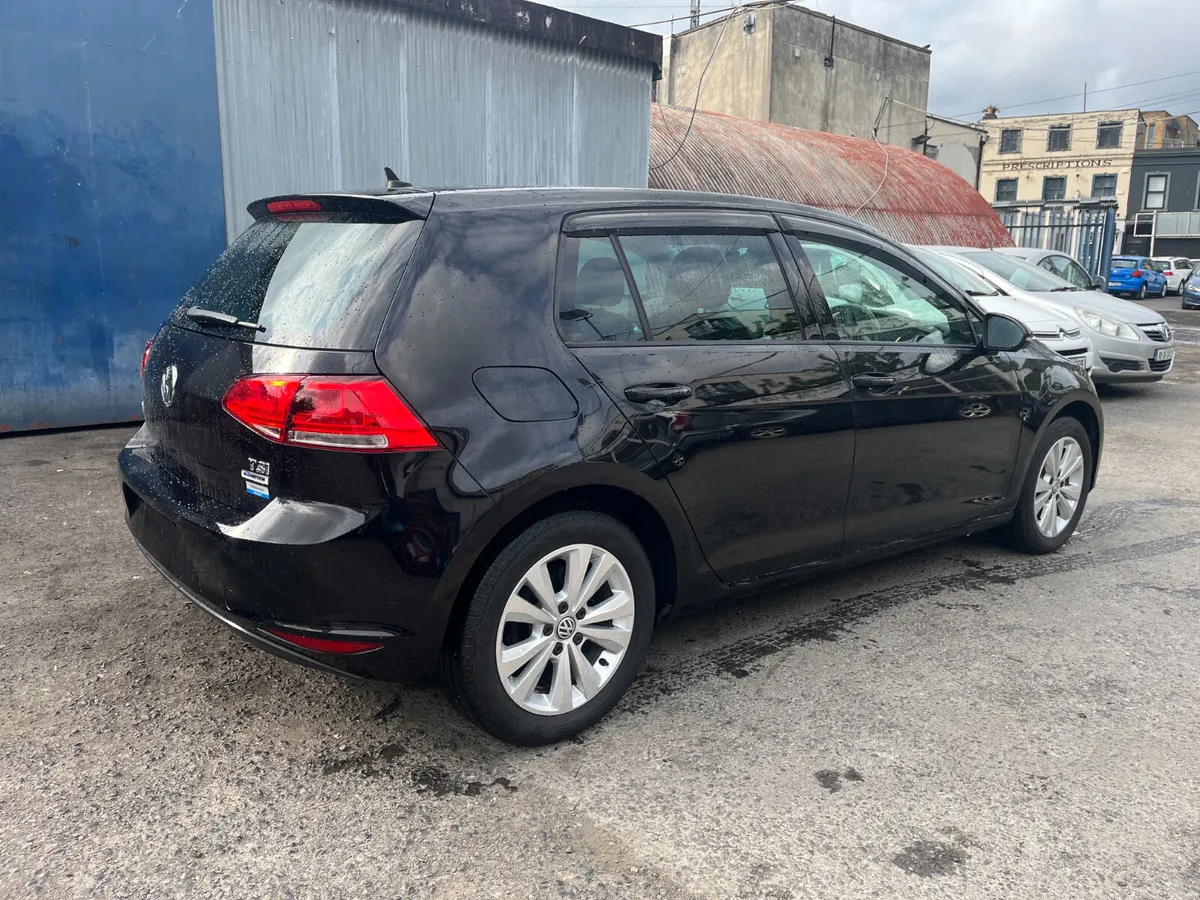 2016 VOLKSWAGEN GOLF, COMFORTLINE AUTOMATIC - Image 3