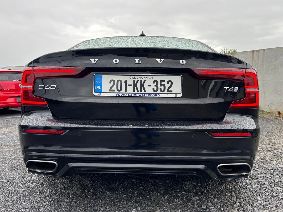 201 Volvo S60 R-Design - Image 3
