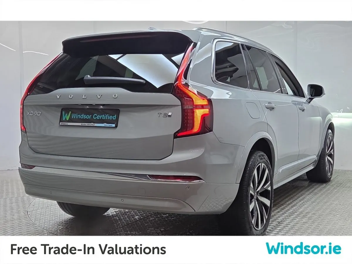 Volvo XC90 T8 CORE 455BHP AWD 7SEATER - Image 3