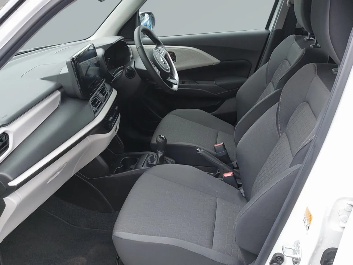 Suzuki Swift Swift 1.2 Mild Hybrid Motion - Image 4