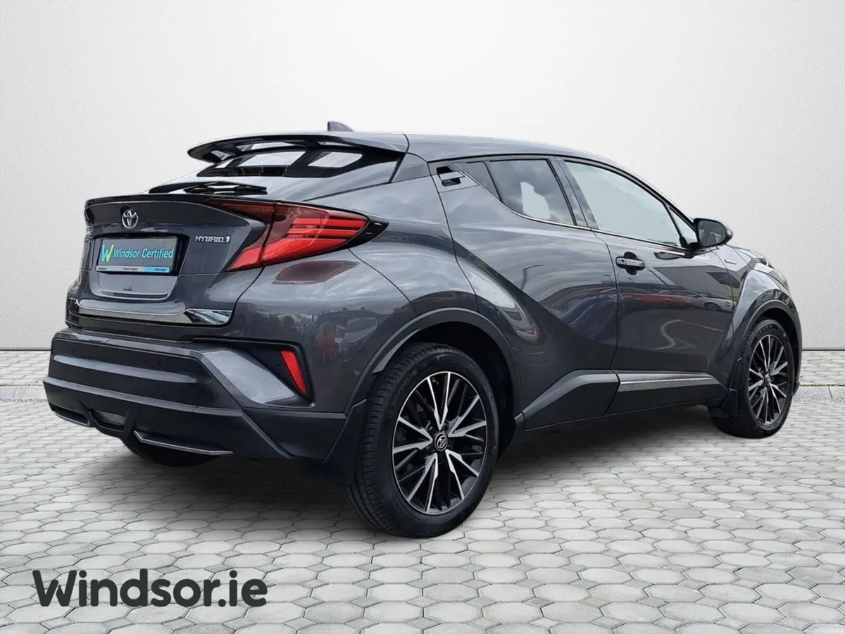 Toyota C-HR 1.8 HYBRID SOL - Image 2