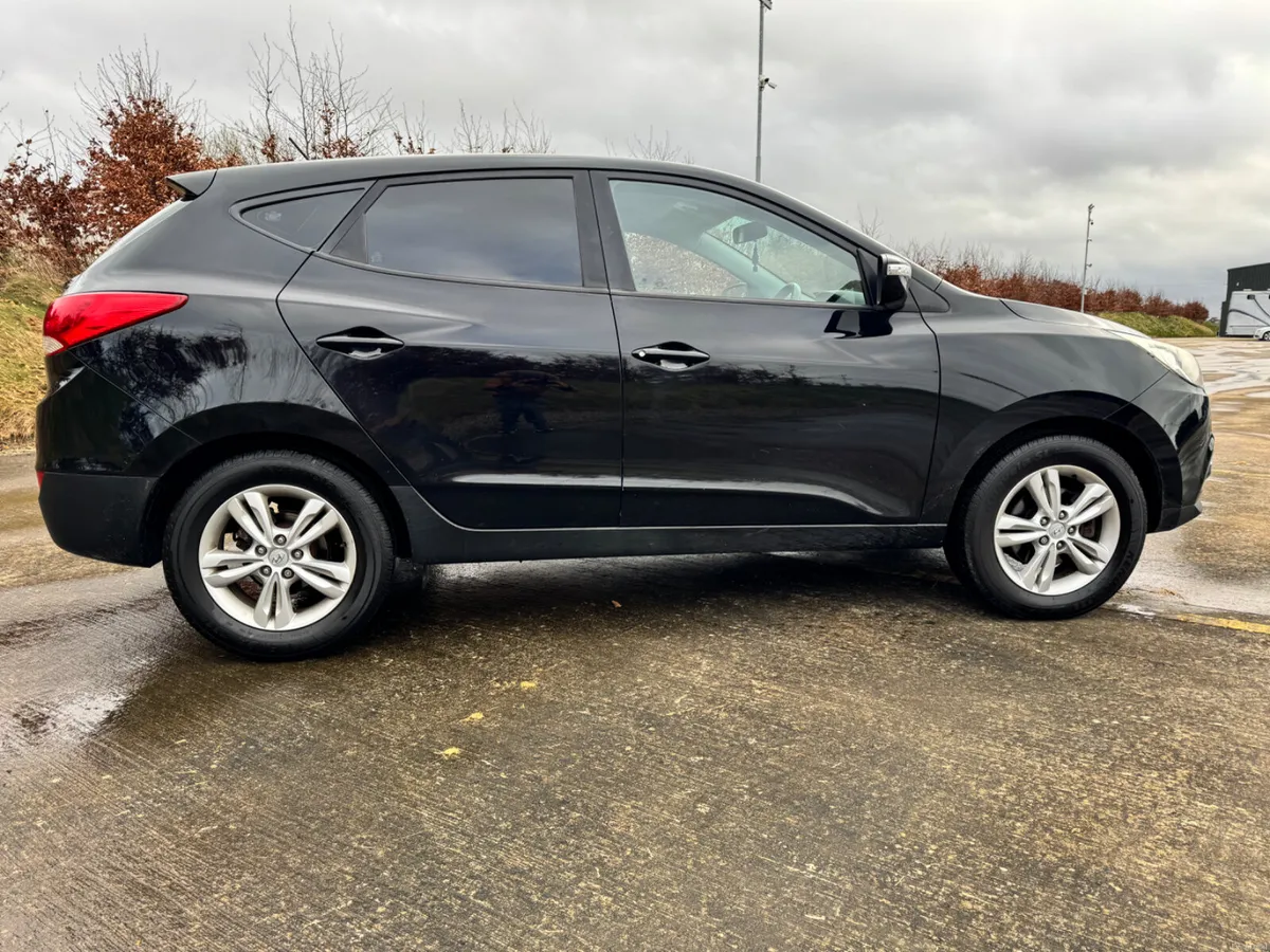 Hyundai ix35 2012 with brand new Nct - Image 4