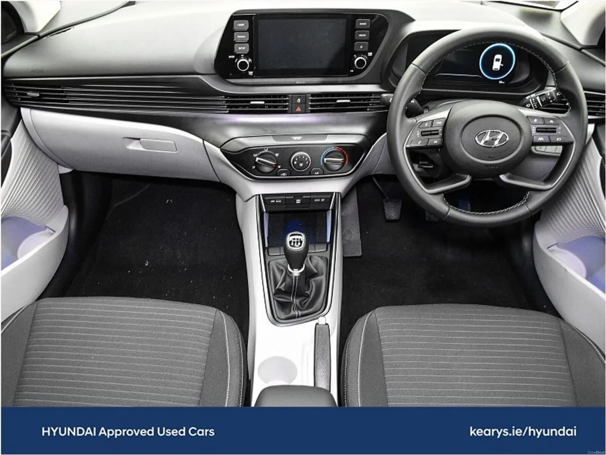 Hyundai i20 1.2 Launch Edition 2 Tone Roof - Image 4