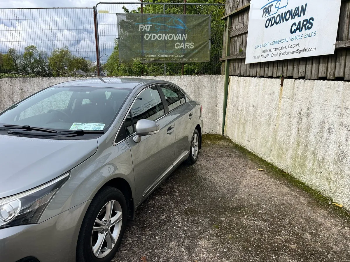 👀2014 Toyota Avensis very low mileage - Image 3