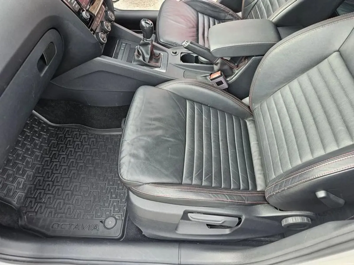 2017 Skoda Octavia - Image 2