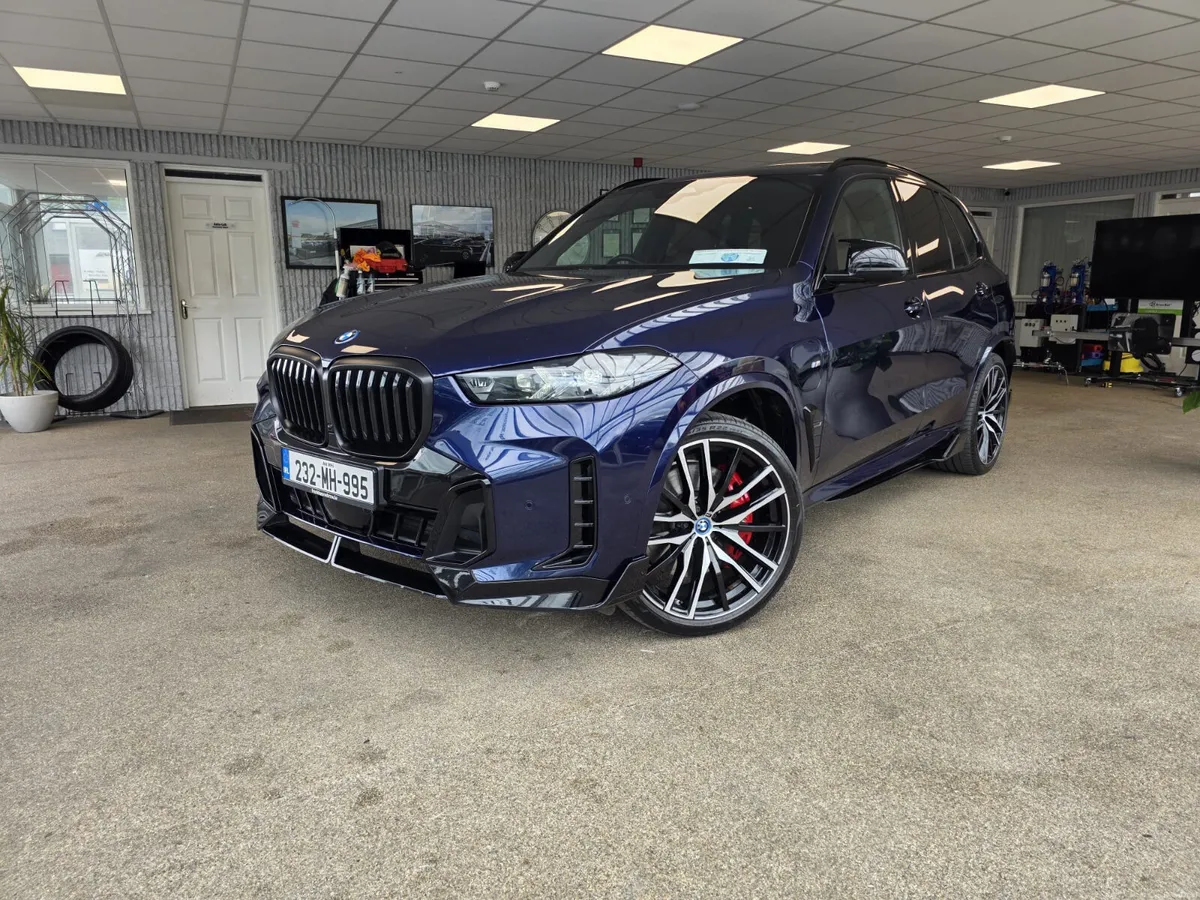 BMW X5 xDrive50e M Sport 3.0 Petrol Hybrid 2023 - Image 2