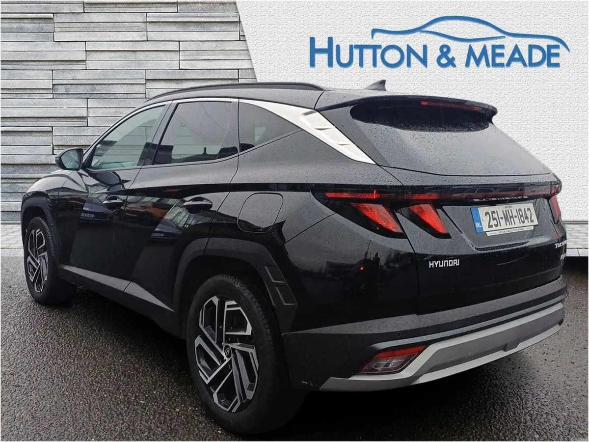 Hyundai Tucson Executive PHEV 1.6 Petrol 5dr - Image 4