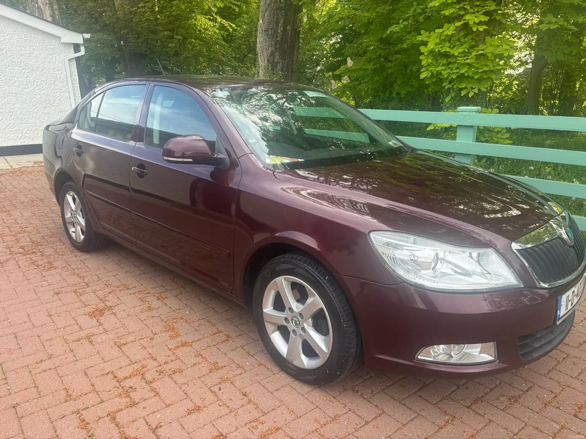 2011 Skoda Octavia 1.2 tsi only 110.000 km new NCT - Image 1
