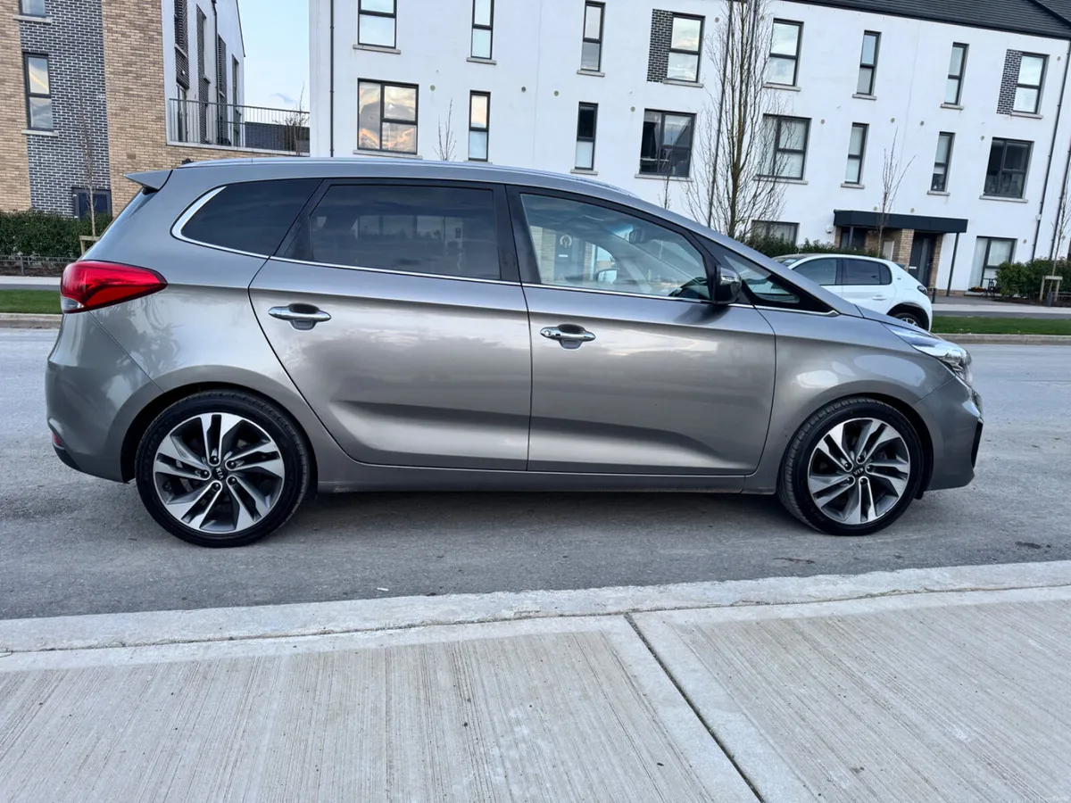 Kia Carens 2018 with 2 years Nct - Image 3