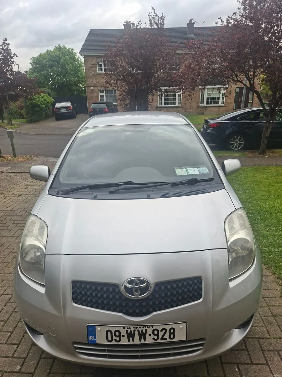 Toyota Yaris 2009 - Image 1