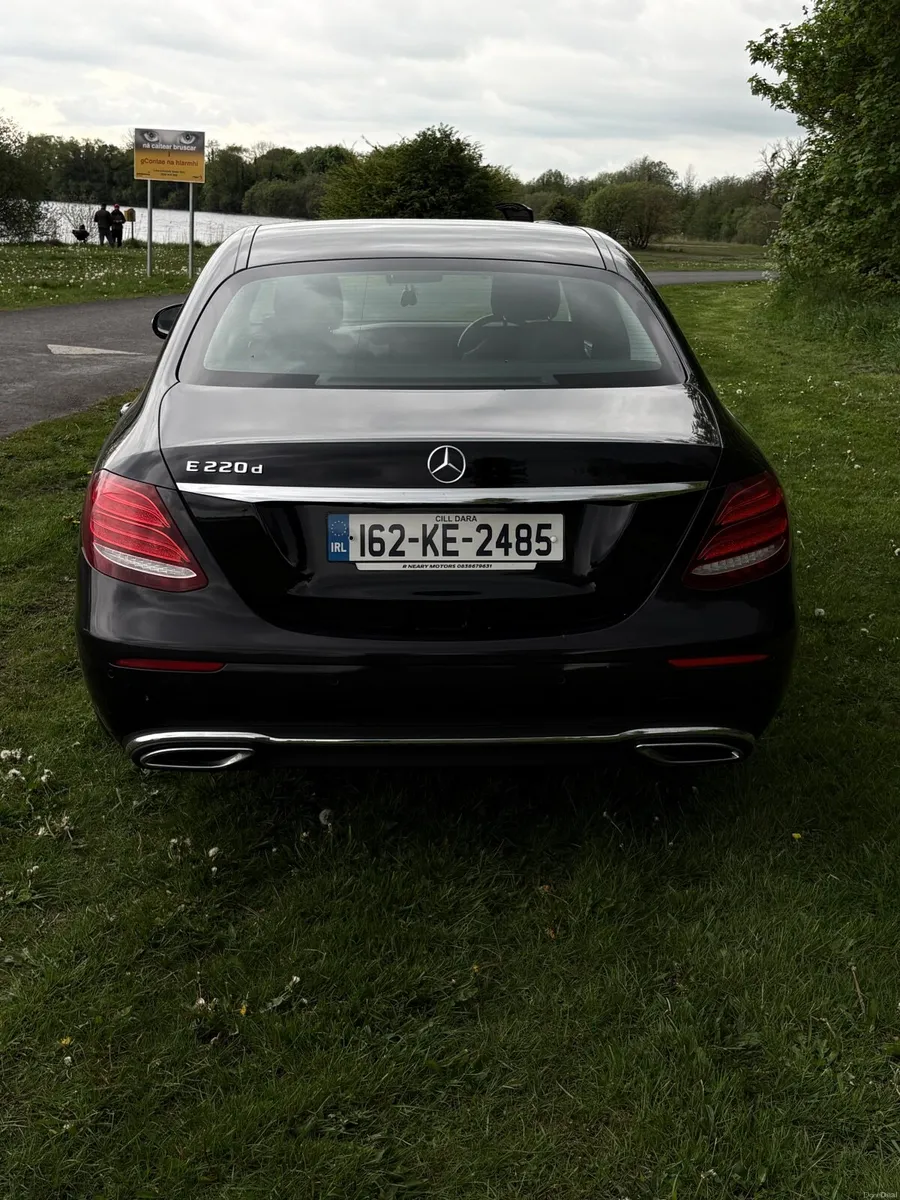 Mercedes-Benz E-Class 2016 - Image 3