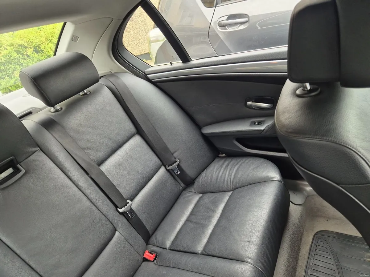 BMW 5-Series 2008 - Image 6