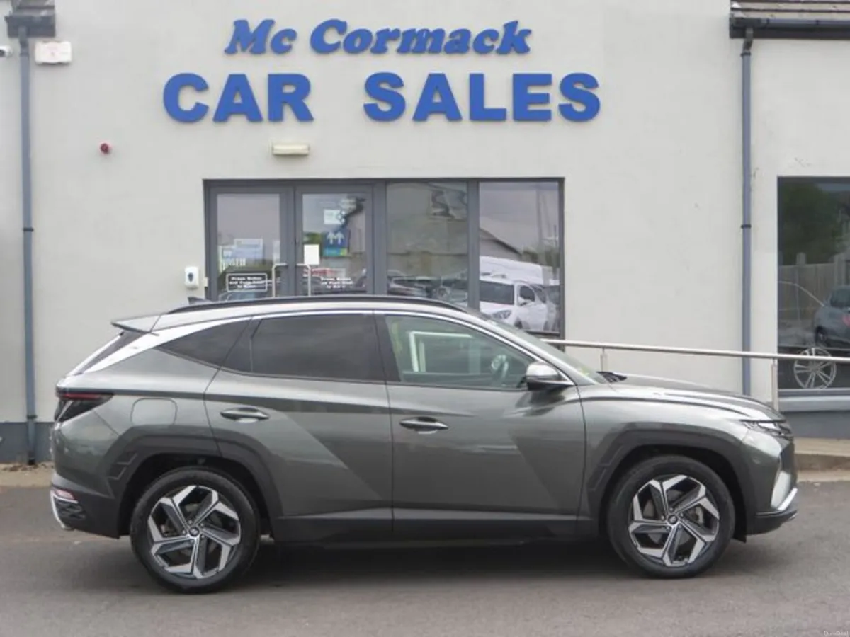 Hyundai Tucson Executive Plus PHEV Hybrid plug-in - Image 2