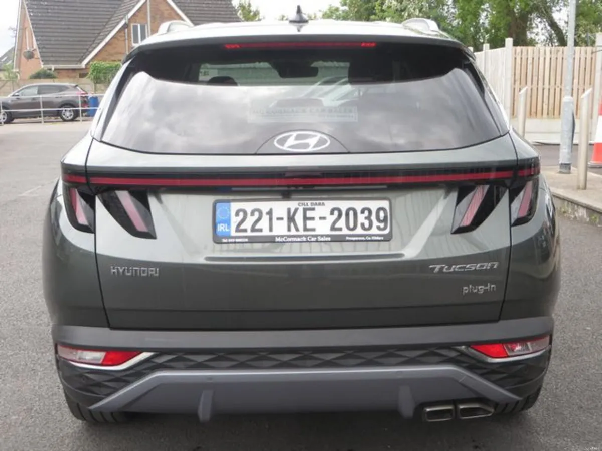 Hyundai Tucson Executive Plus PHEV Hybrid plug-in - Image 4