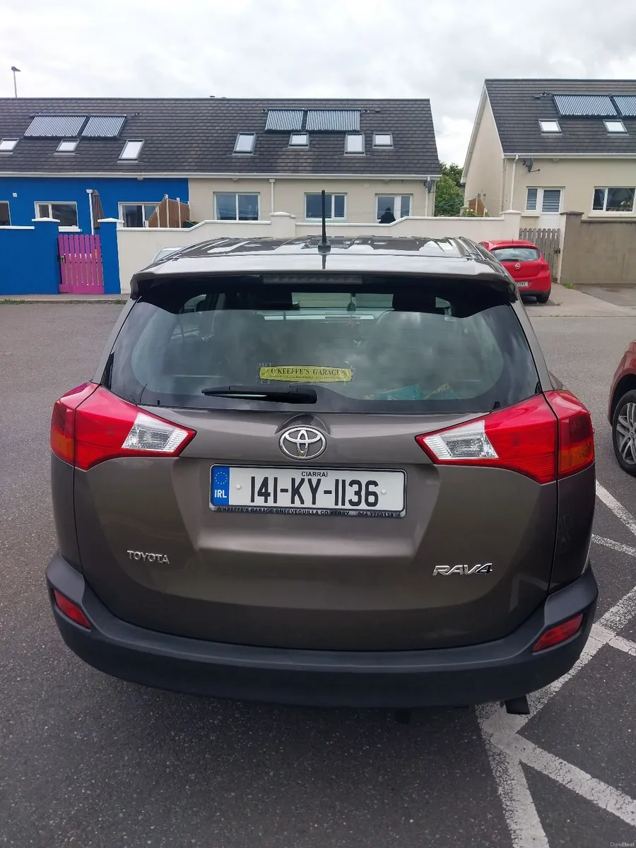 Toyota RAV4 2014 - Image 1