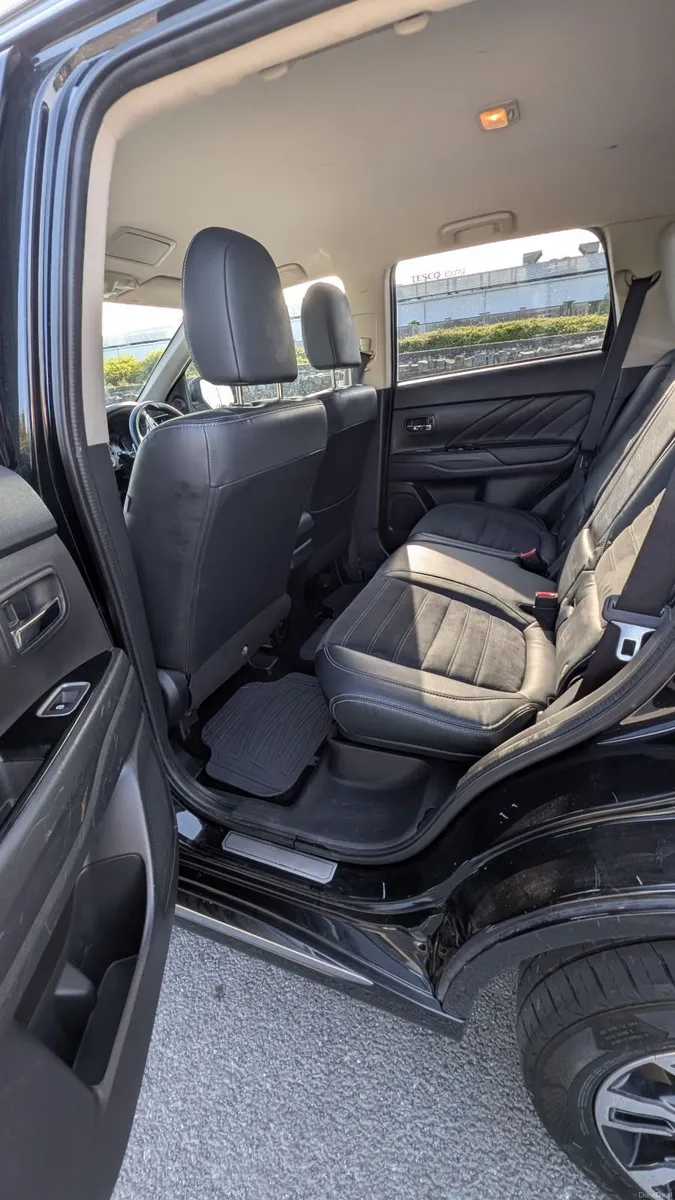 Mitsubishi Outlander 2017 - Image 3