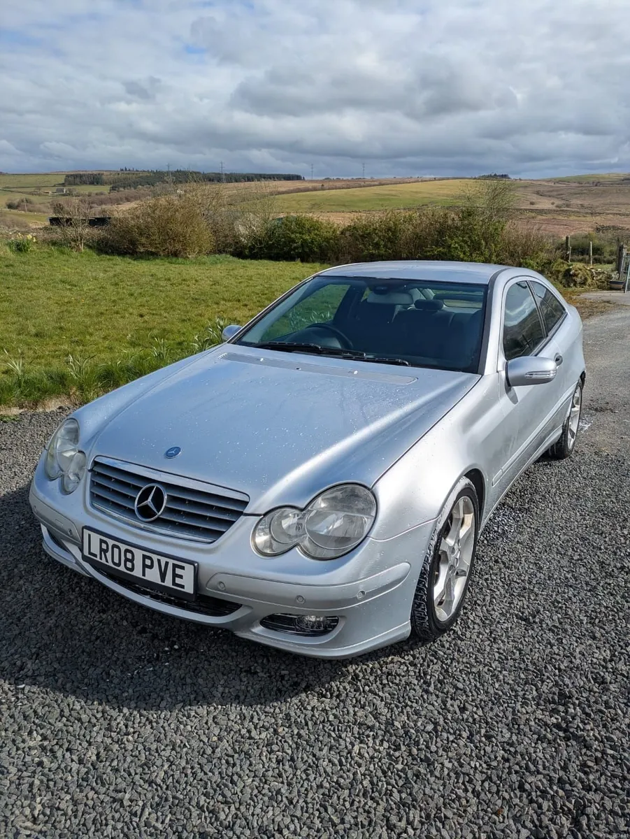 Mercedes-Benz C-Class 2008 - Image 1