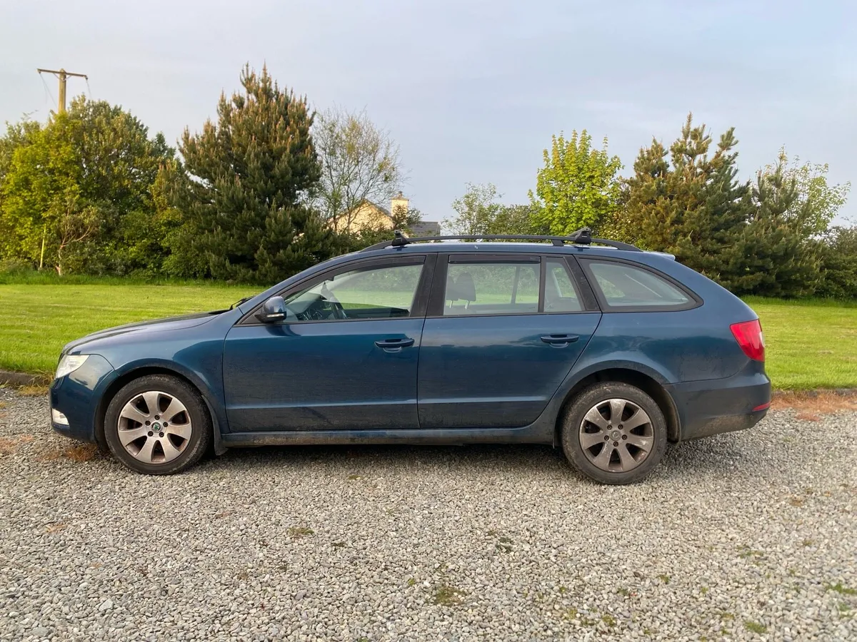 12’ Skoda Superb *NEEDS WORK* - Image 3