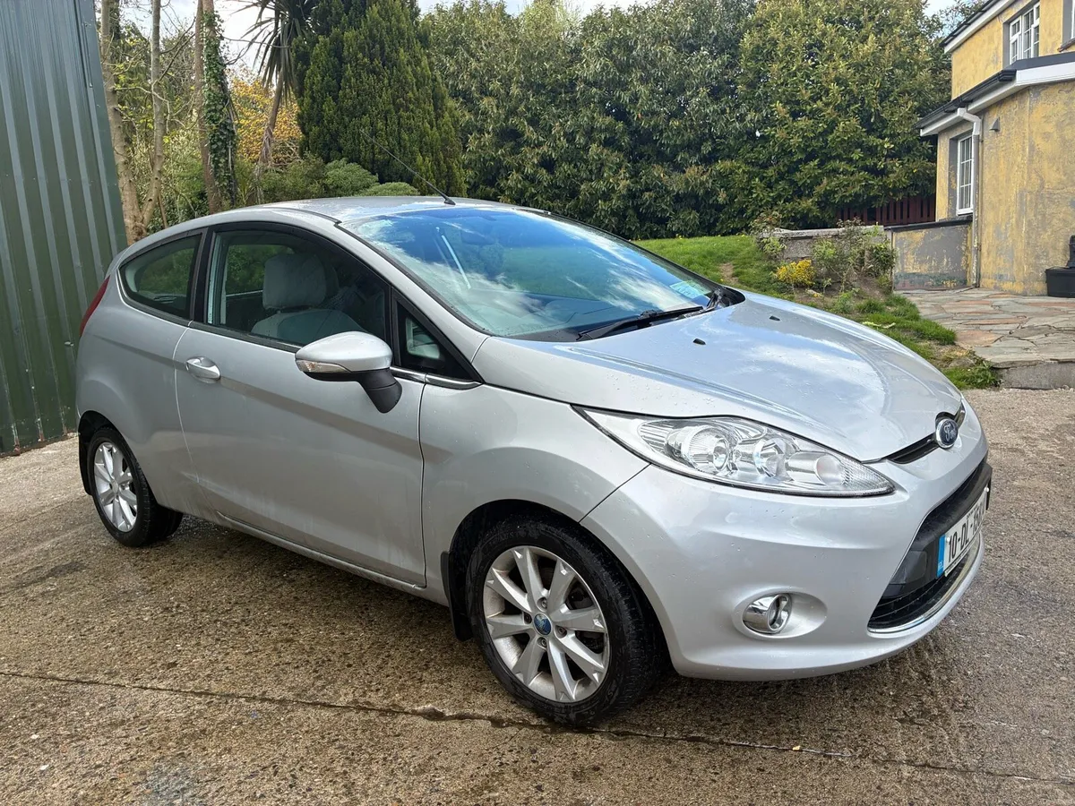 2010 ford fiesta 1.2 petrol,Nct 29/11/26 Tax 02/27 - Image 3