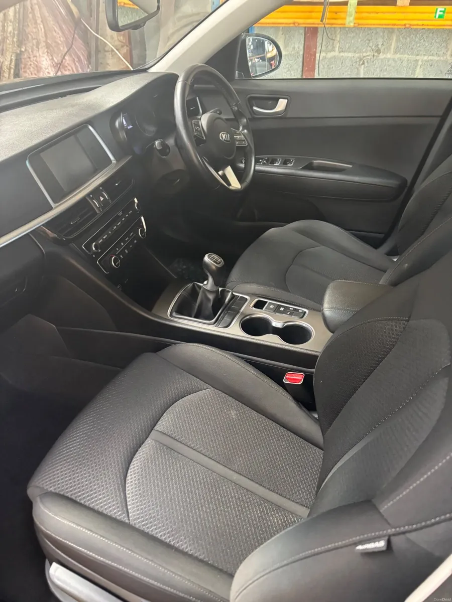 Kia Optima 2019 - Image 4