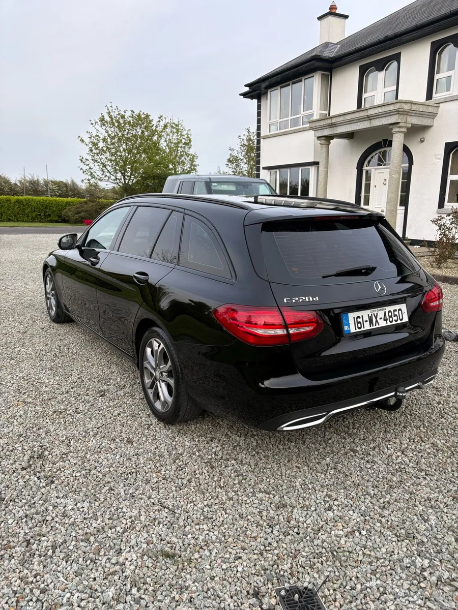 Mercedes c220 estate - Image 3
