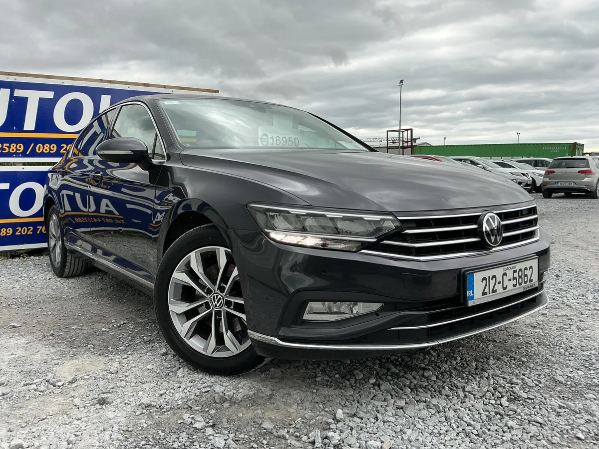 2021 VW PASSAT 2.0 TDI ELEGANCE 1 OWNER F.S.H - Image 1