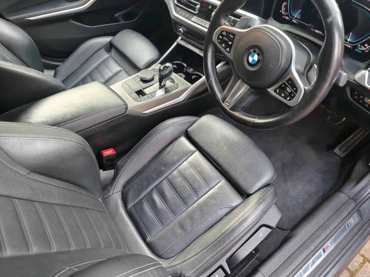 BMW 330e M-Sport - Image 3