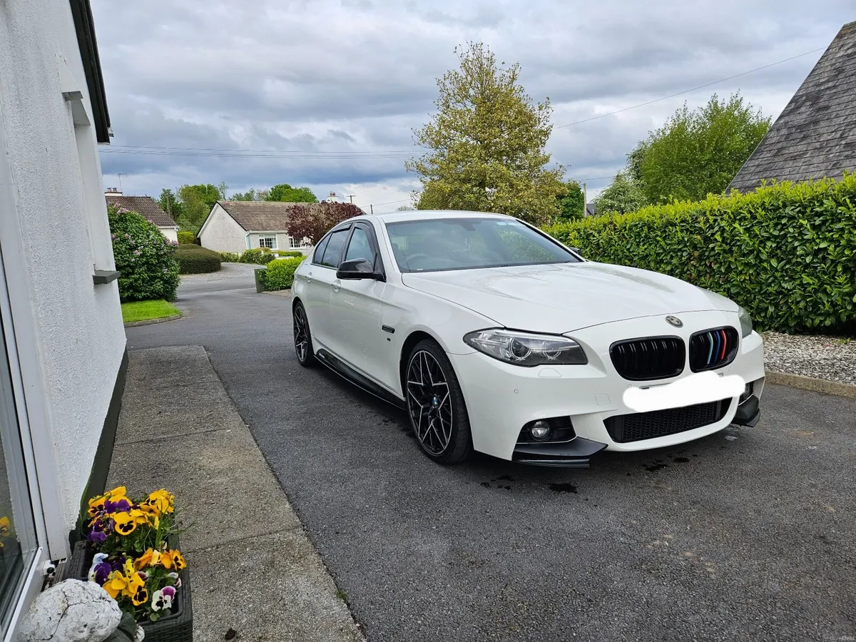BMW 5-Series 2014 - Image 1