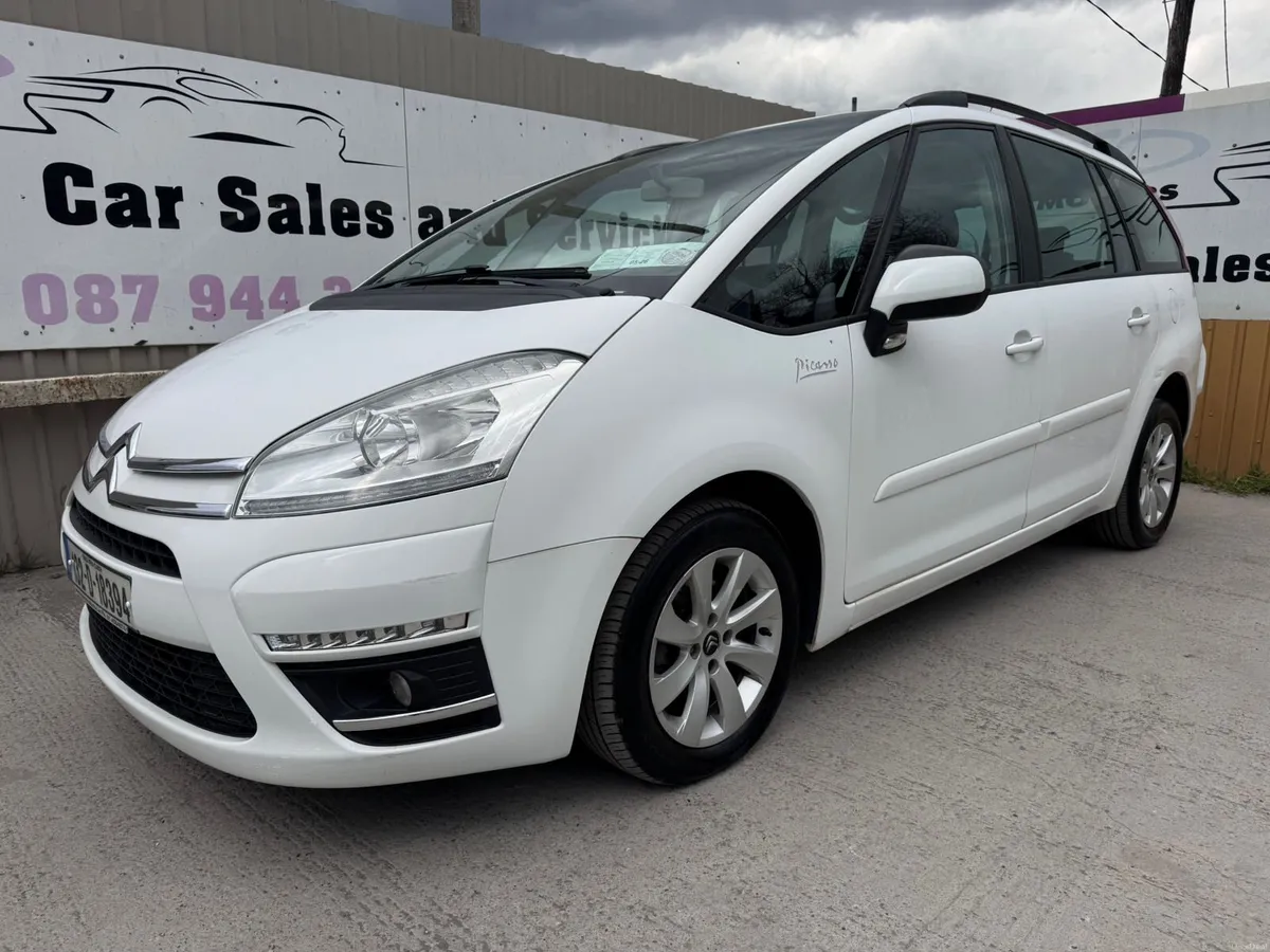 132 Citroen C4 Picasso 1.6D VTR Low Miles Warranty - Image 1