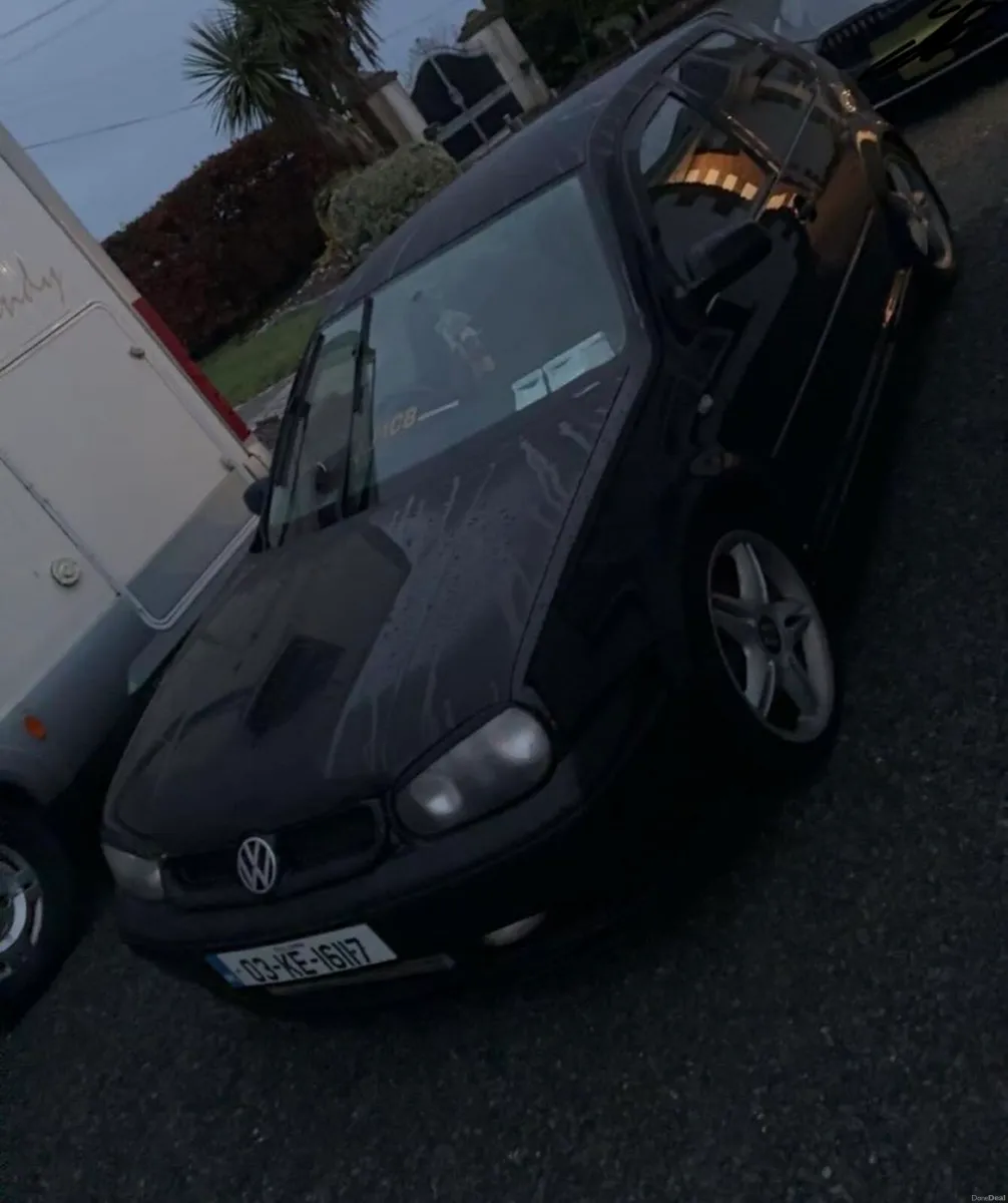 Volkswagen Golf - Image 1