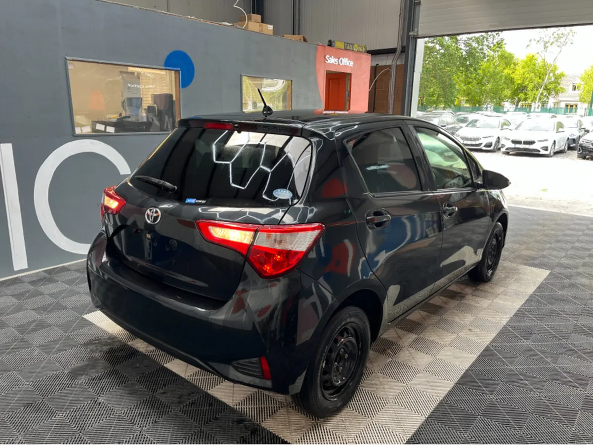 Toyota Vitz €9950 2018 TOYOTA VITZ F 1.0 AUTOMATIC - Image 2