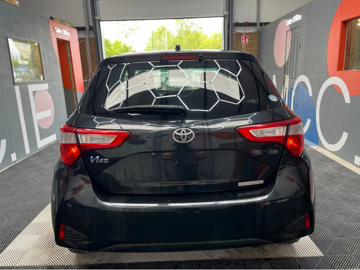 Toyota Vitz €9950 2018 TOYOTA VITZ F 1.0 AUTOMATIC - Image 3
