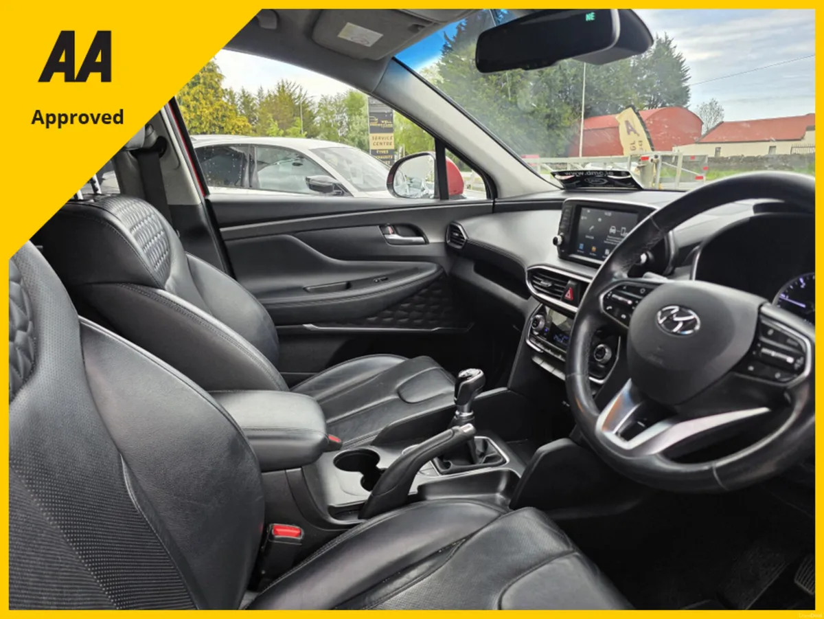 Hyundai Santa Fe 2WD EXECUTIVE PLUS 5DR - Image 2