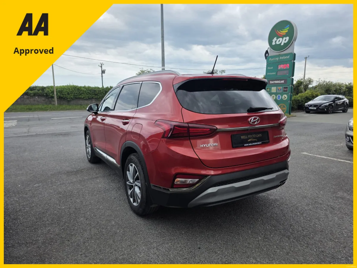 Hyundai Santa Fe 2WD EXECUTIVE PLUS 5DR - Image 4