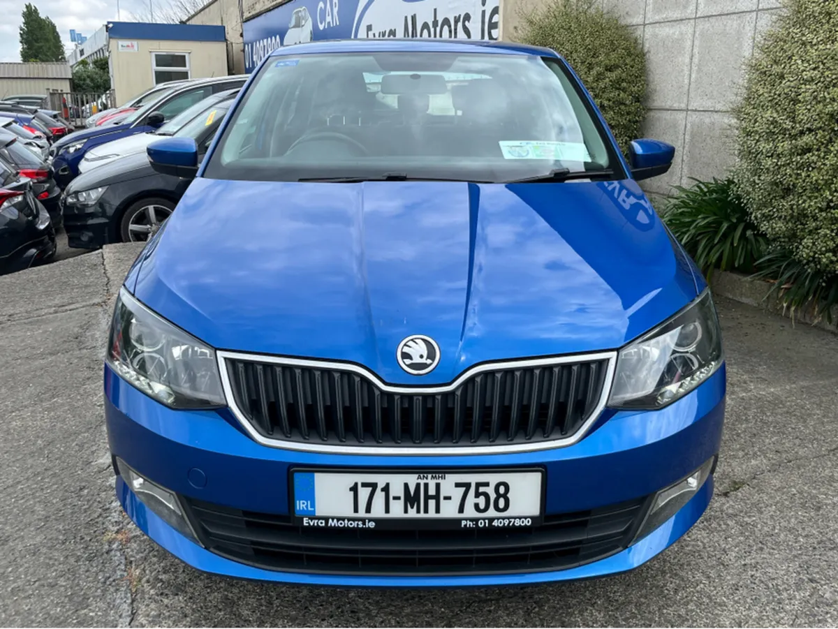 Skoda Fabia AMBITION AUTOMATIC 1.0 PETROL //APPLE - Image 3