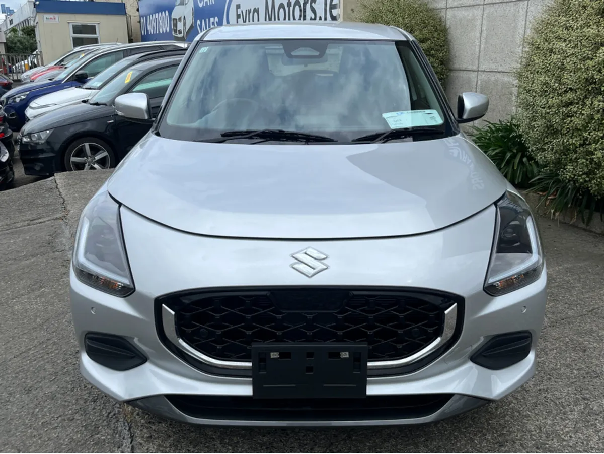 Suzuki Swift MX MHEV AUTOMATIC 1.2 PETROL //VERY L - Image 2