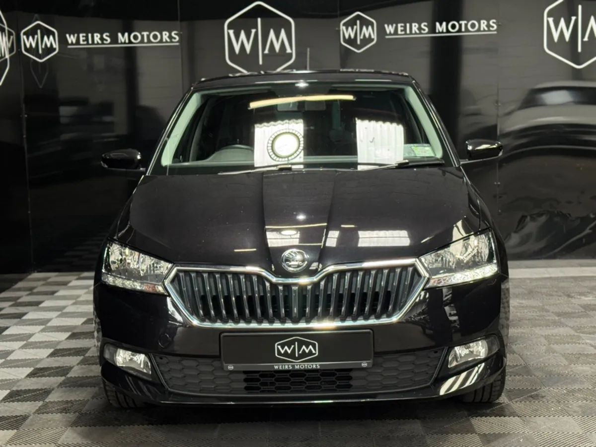 Skoda Fabia 1.0 60HP 4DR ONE OWNER AMB - Image 4