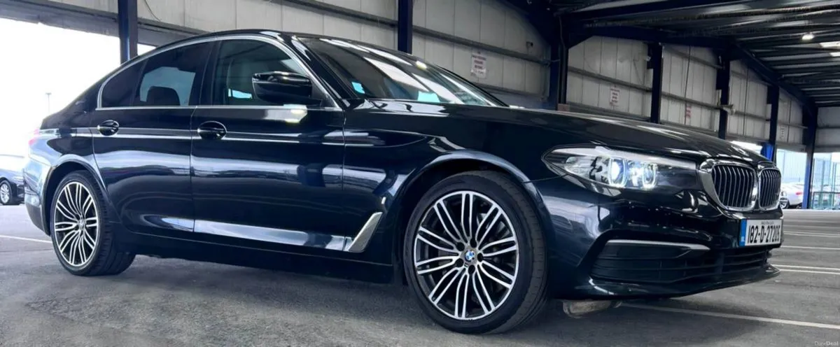 2018 BMW 530e - Image 2