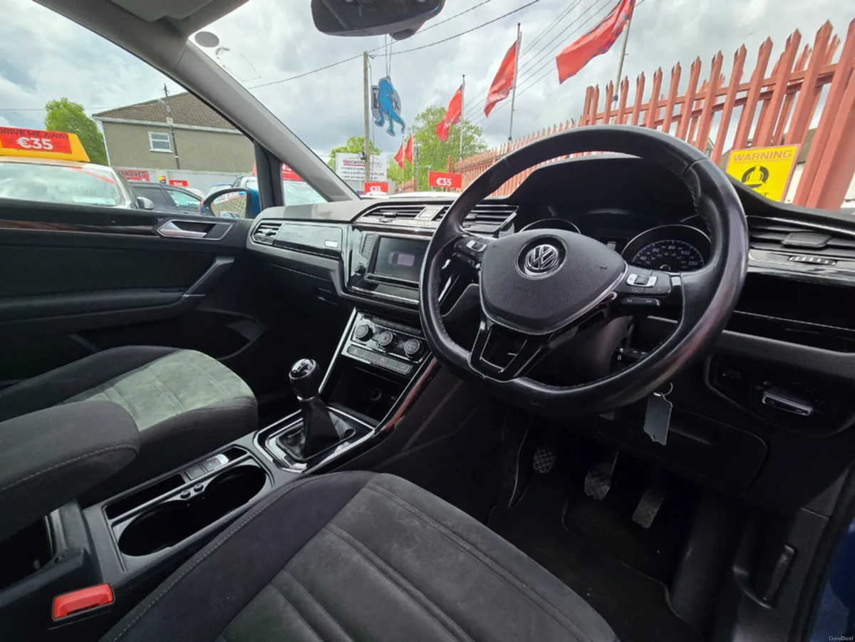 Volkswagen Touran 2.0 TDI SEL 150PS 7SEATS 5DR (NC - Image 5