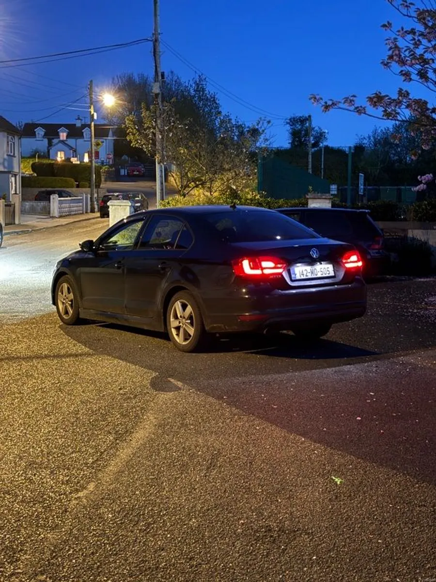 1.6 Jetta - Image 3