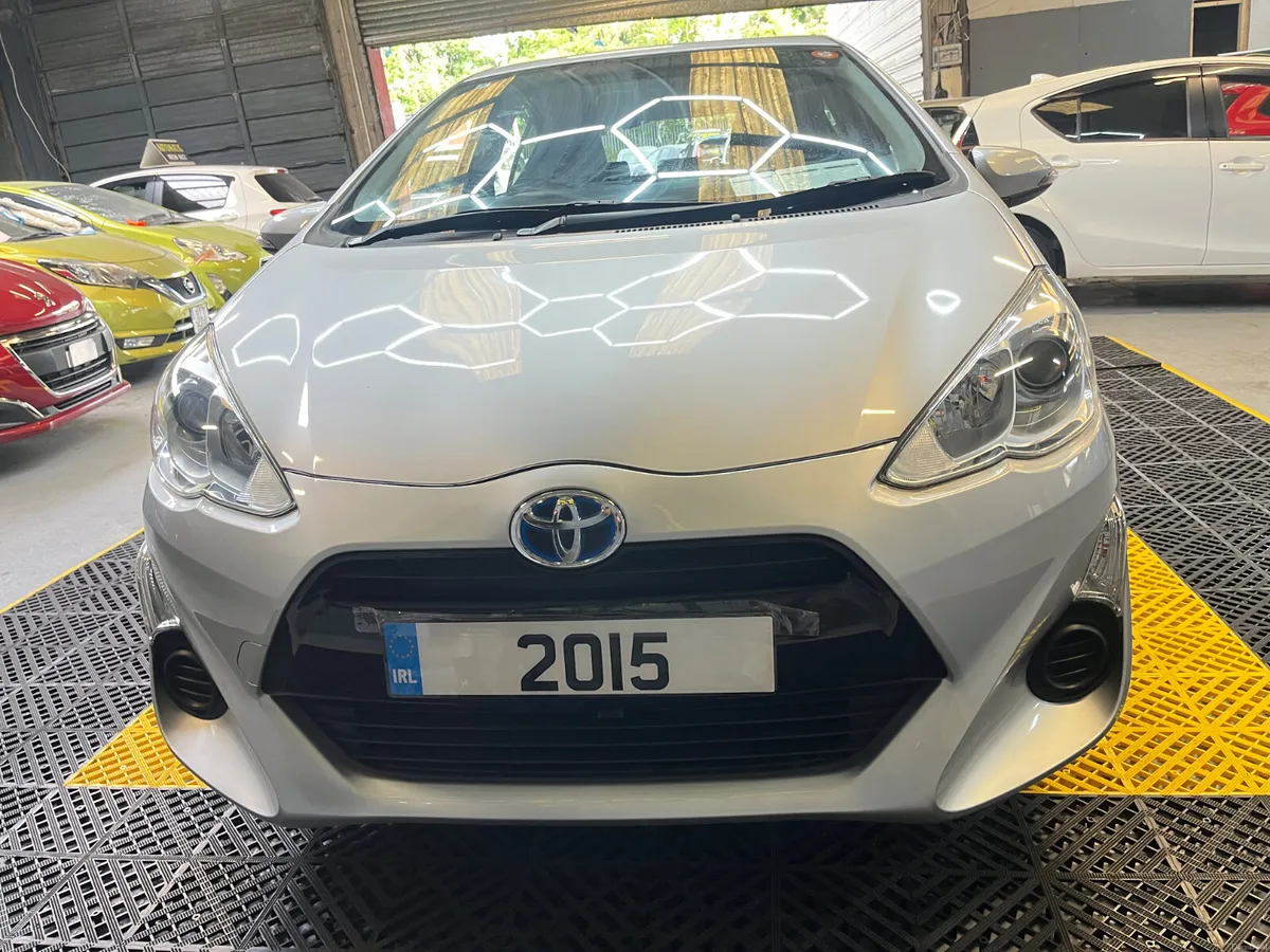 Toyota Aqua 2015 hybrid auto - Image 3