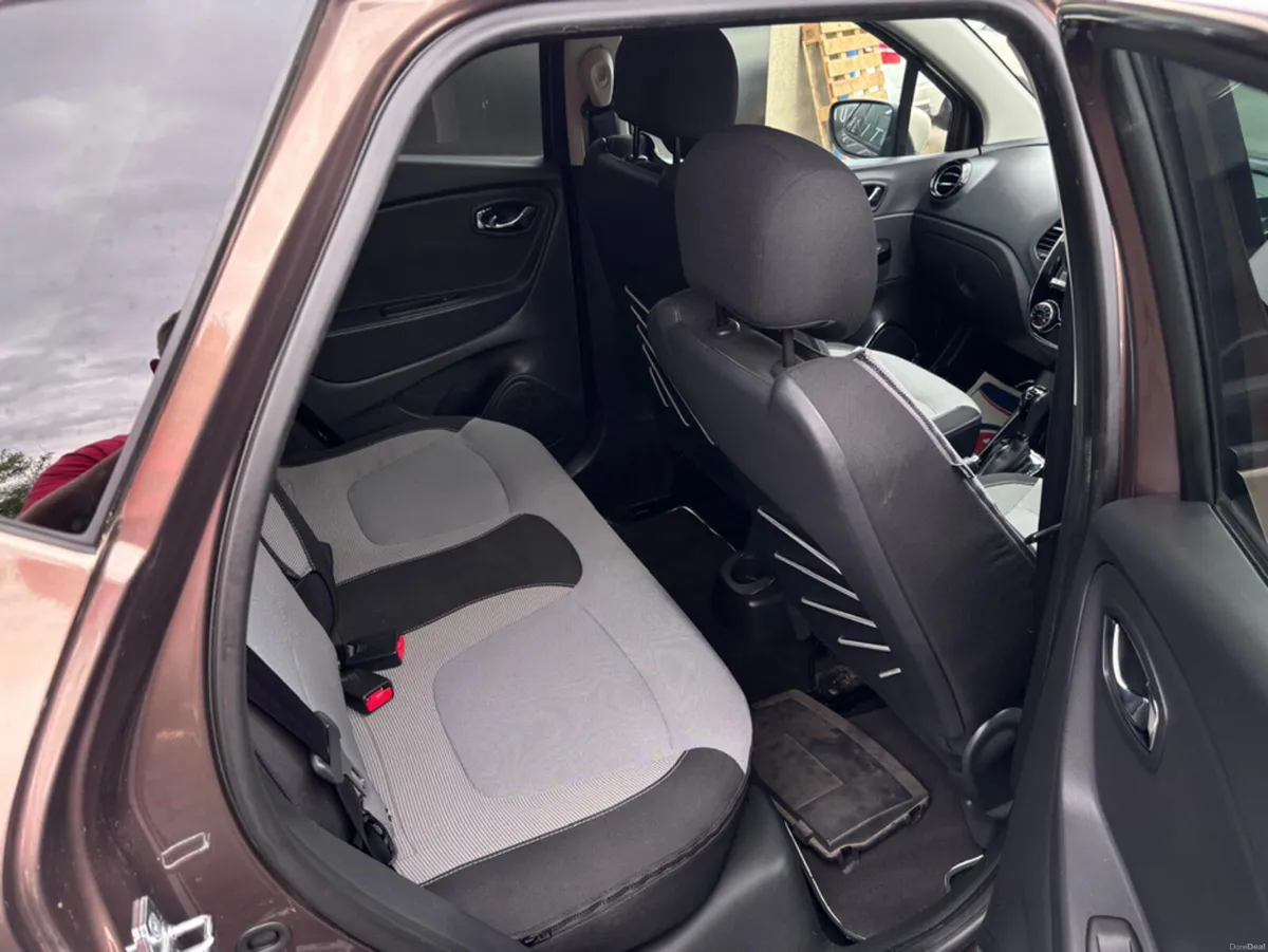 Renault Captur Renault Capture 1.2 petrol, auto, a - Image 4