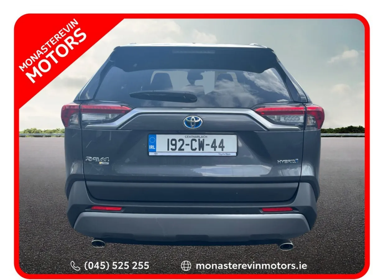 Toyota RAV4 RAV4 HYBRID SOL 2WD 4DR AUTO - Image 4
